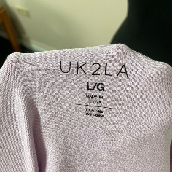 Uk2LA Butterfly Top  - Picture 4 of 4